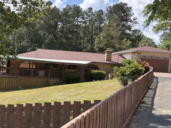 1886 Schnoor Rd, Jay, FL 32565