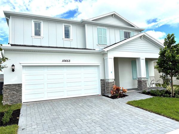 5477 NW Camberly CT, Port St Lucie, FL 34987