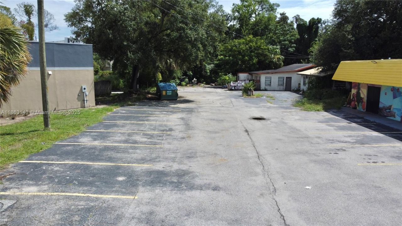 2944 W University Blvd W, Jacksonville, FL 32217 Photo