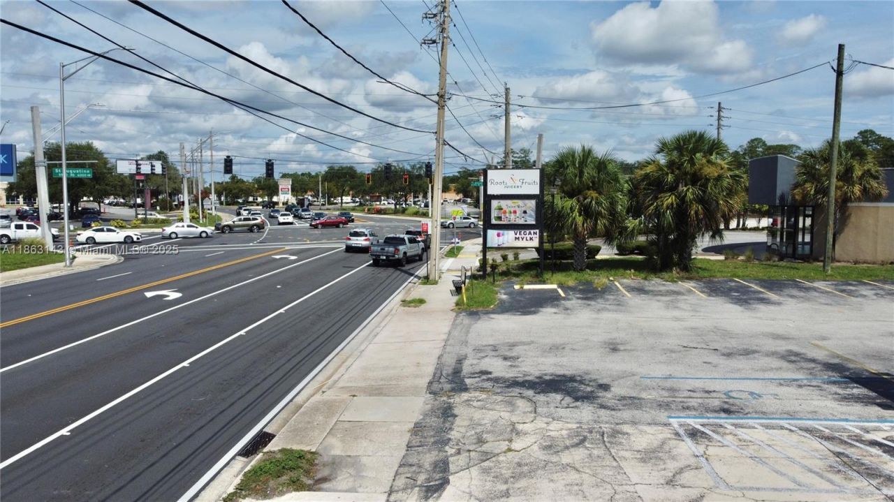 2944 W University Blvd W, Jacksonville, FL 32217 Photo