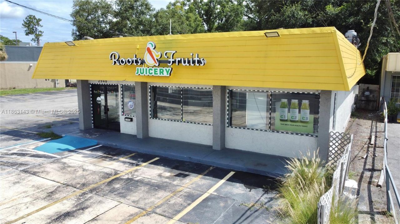 2944 W University Blvd W, Jacksonville, FL 32217 Photo