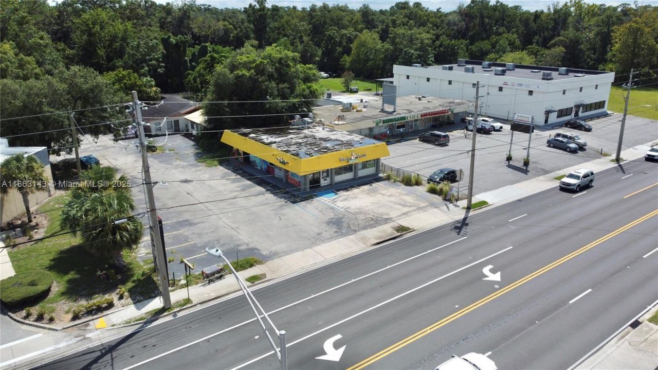 2944 W University Blvd W, Jacksonville, FL 32217 Photo