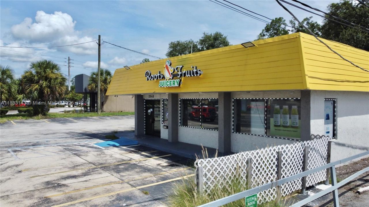 2944 W University Blvd W, Jacksonville, FL 32217 Photo