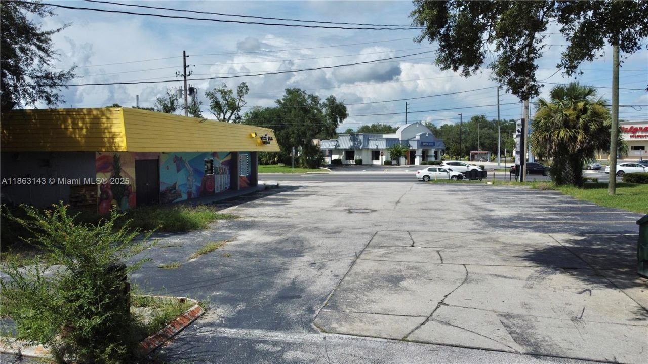 2944 W University Blvd W, Jacksonville, FL 32217 Photo