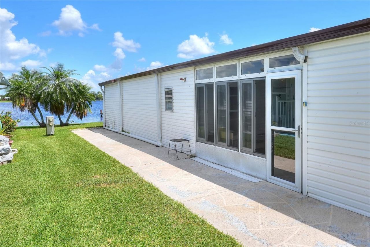 590 Aloha Drive, Haines City, FL 33844 Photo