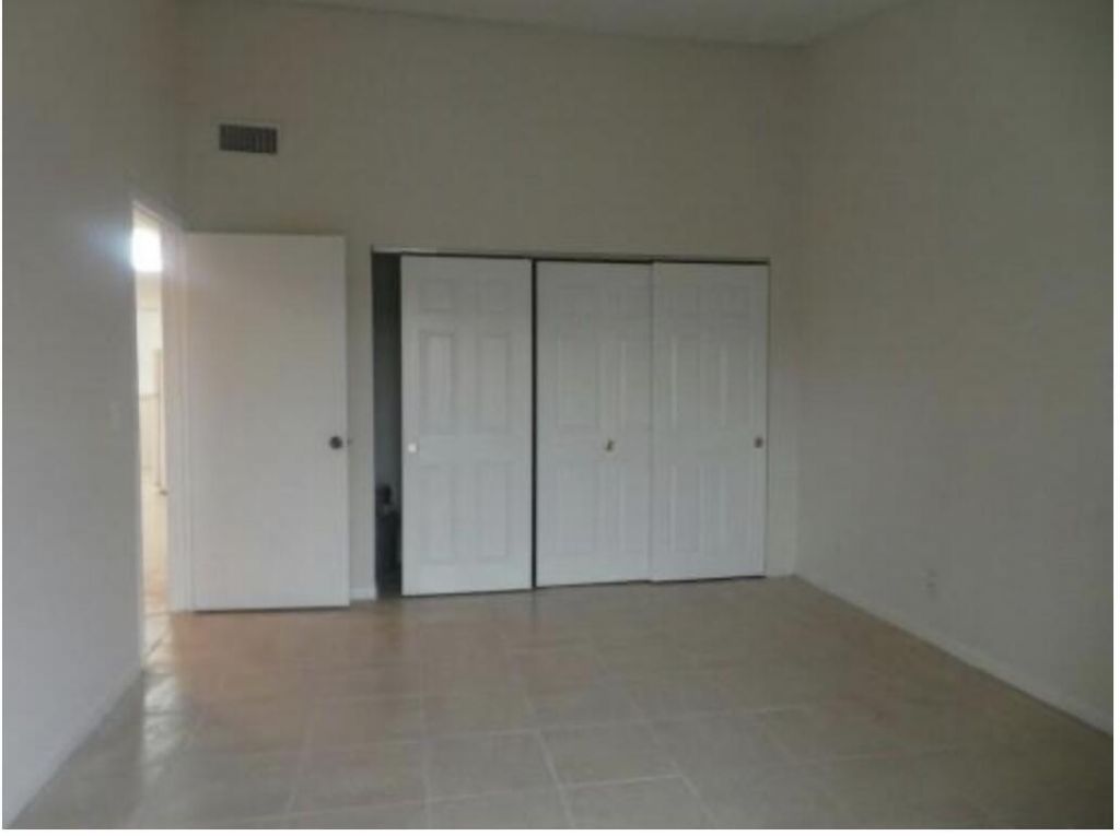 200 Nottingham Circle, Unit J, Greenacres, FL 33463 Photo