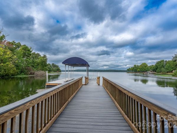 139 Deerfield Lane, New London, NC 28127