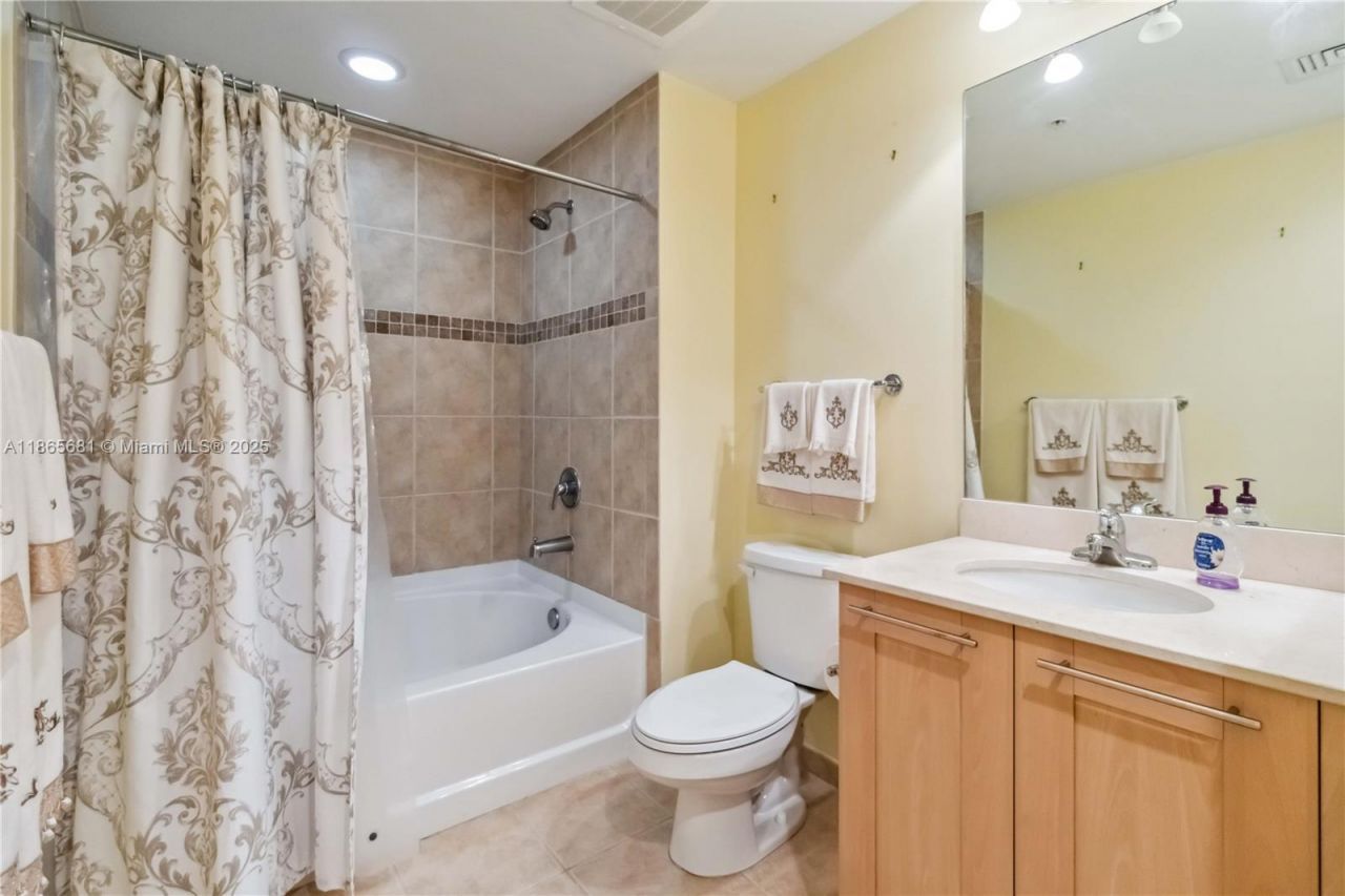 511 SE 5th Ave, Unit 1214, Fort Lauderdale, FL 33301 Photo