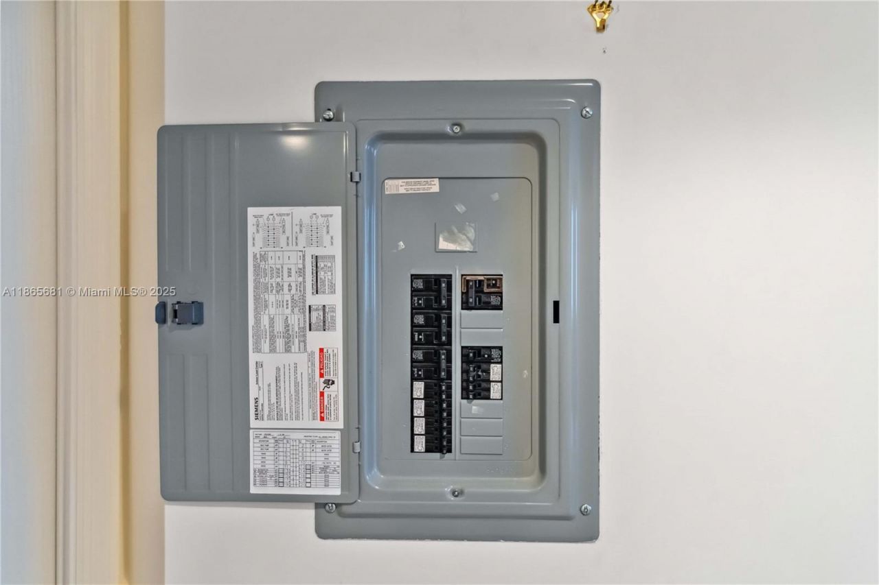 511 SE 5th Ave, Unit 1214, Fort Lauderdale, FL 33301 Photo