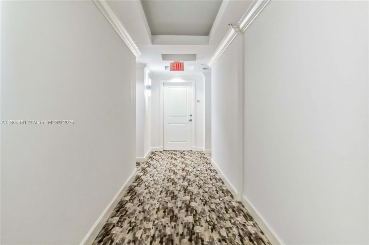 511 SE 5th Ave, Unit 1214, Fort Lauderdale, FL 33301 Photo