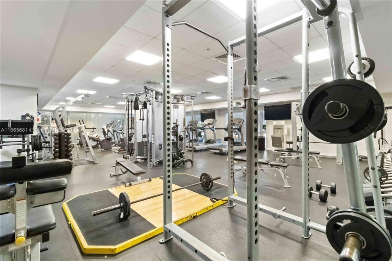 511 SE 5th Ave, Unit 1214, Fort Lauderdale, FL 33301 Photo