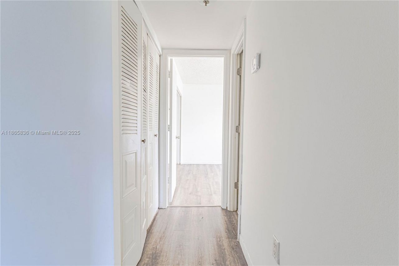 10350 SW 220th St, Unit 254, Cutler Bay, FL 33190 Photo