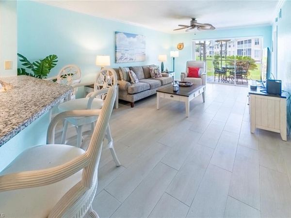 774 Wiggins Lake DR, Unit 106, NAPLES, FL 34110