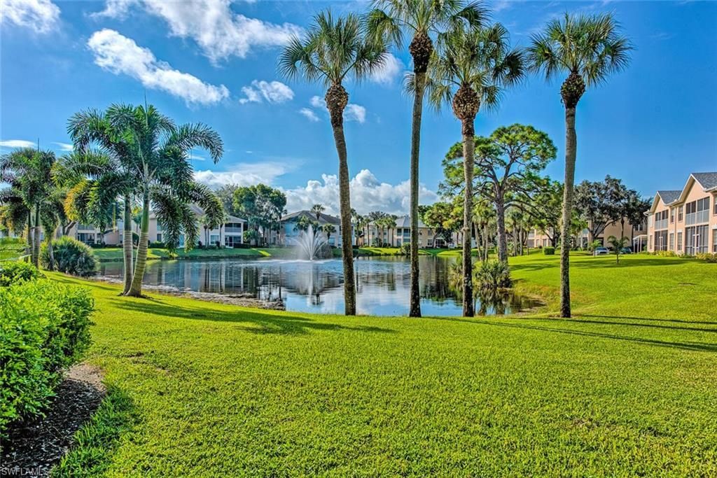 774 Wiggins Lake Dr, Unit 106, Naples, FL 34110 Photo