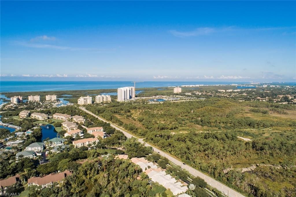 774 Wiggins Lake Dr, Unit 106, Naples, FL 34110 Photo