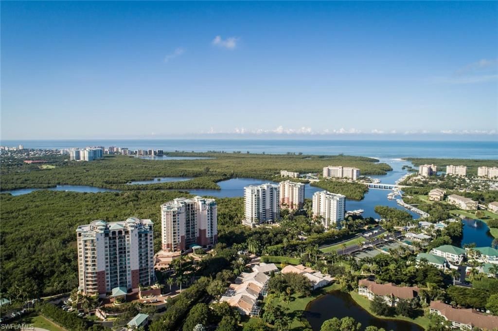 774 Wiggins Lake Dr, Unit 106, Naples, FL 34110 Photo