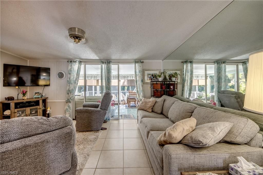 7230 Drum Dr, Saint James City, FL 33956 Photo