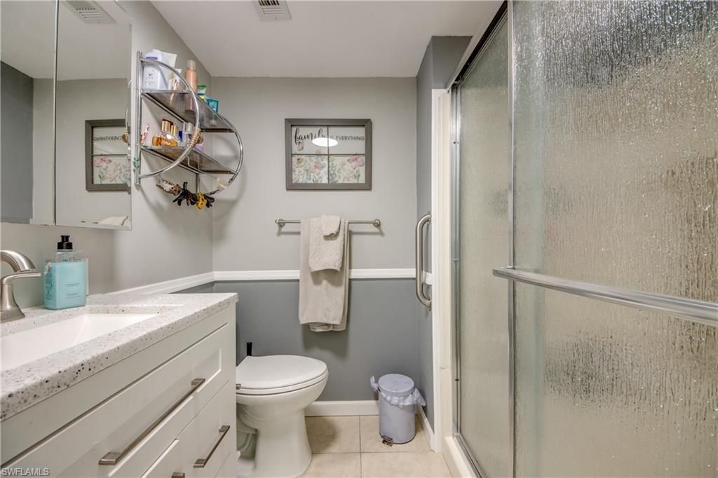 7230 Drum Dr, Saint James City, FL 33956 Photo