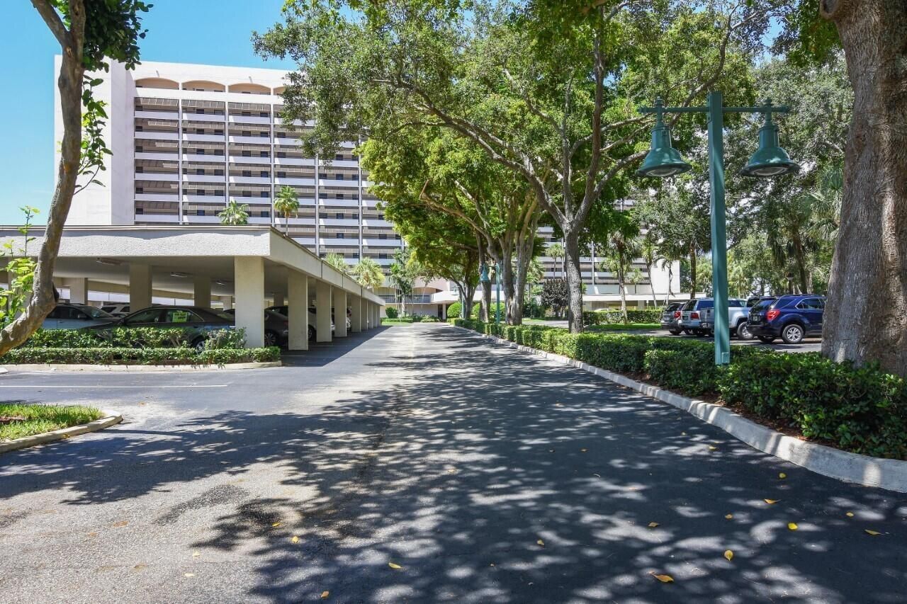 356 Golfview Road, Unit 609, North Palm Beach, FL 33408 Photo