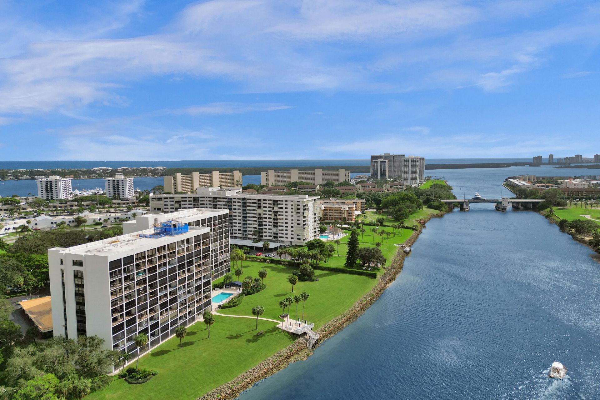 356 Golfview Road, Unit 609, North Palm Beach, FL 33408 Photo