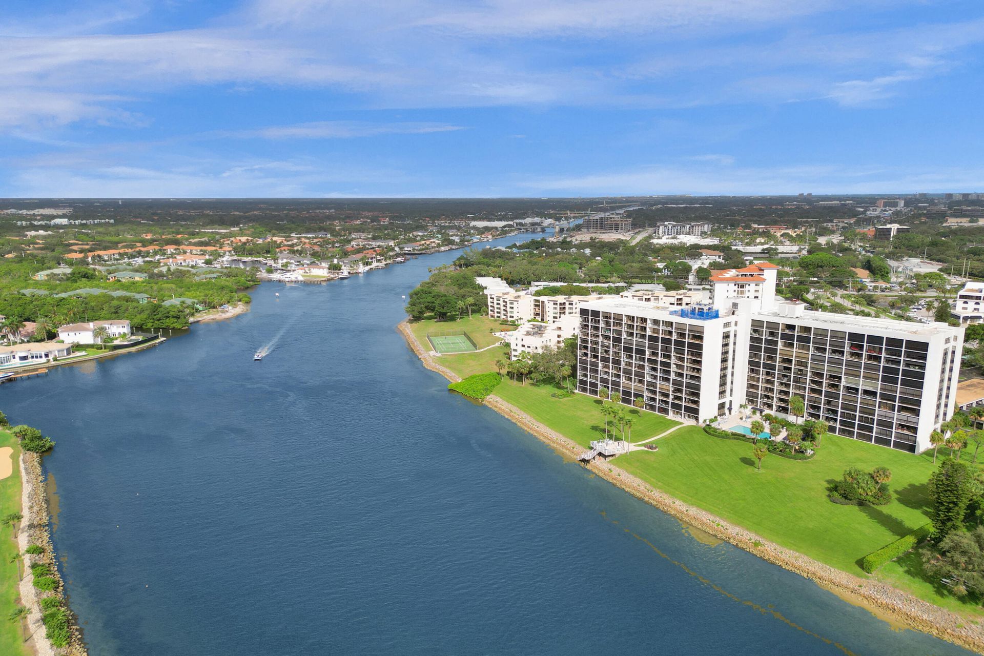 356 Golfview Road, Unit 609, North Palm Beach, FL 33408 Photo