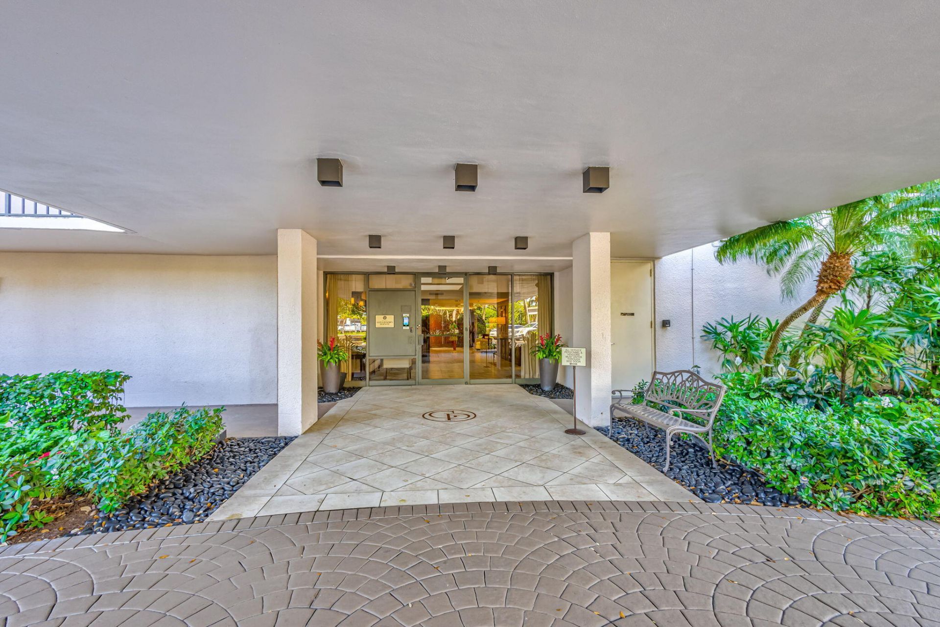 356 Golfview Road, Unit 609, North Palm Beach, FL 33408 Photo