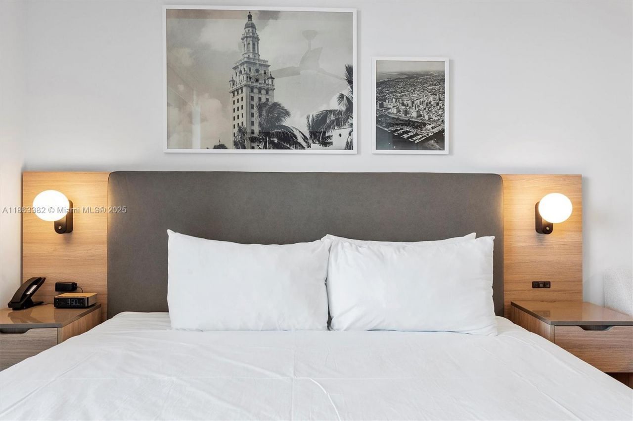 159 NE 6th St, Unit 3806, Miami, FL 33132 Photo