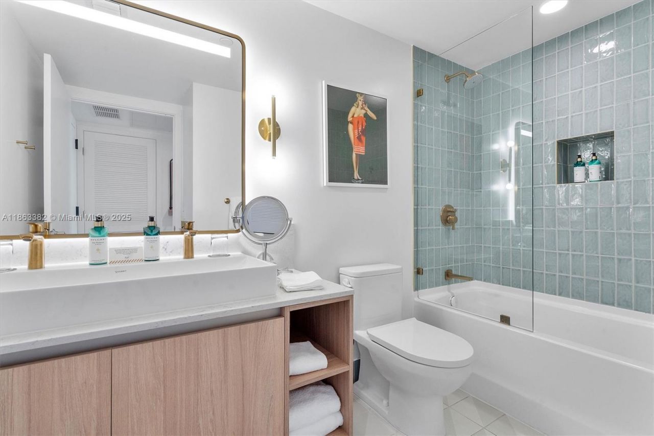 159 NE 6th St, Unit 3806, Miami, FL 33132 Photo