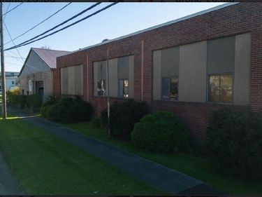 2103 Mackenna Avenue, Niagara Falls, NY 14303