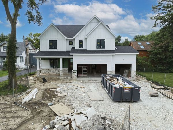 6136 Bentley Avenue, Willowbrook, IL 60527