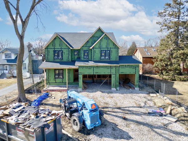 6136 Bentley Avenue, Willowbrook, IL 60527