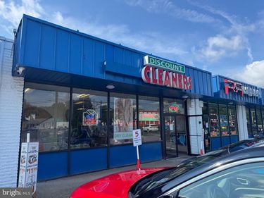 198 LINCOLN HIGHWAY, FAIRLESS HILLS, PA 19030