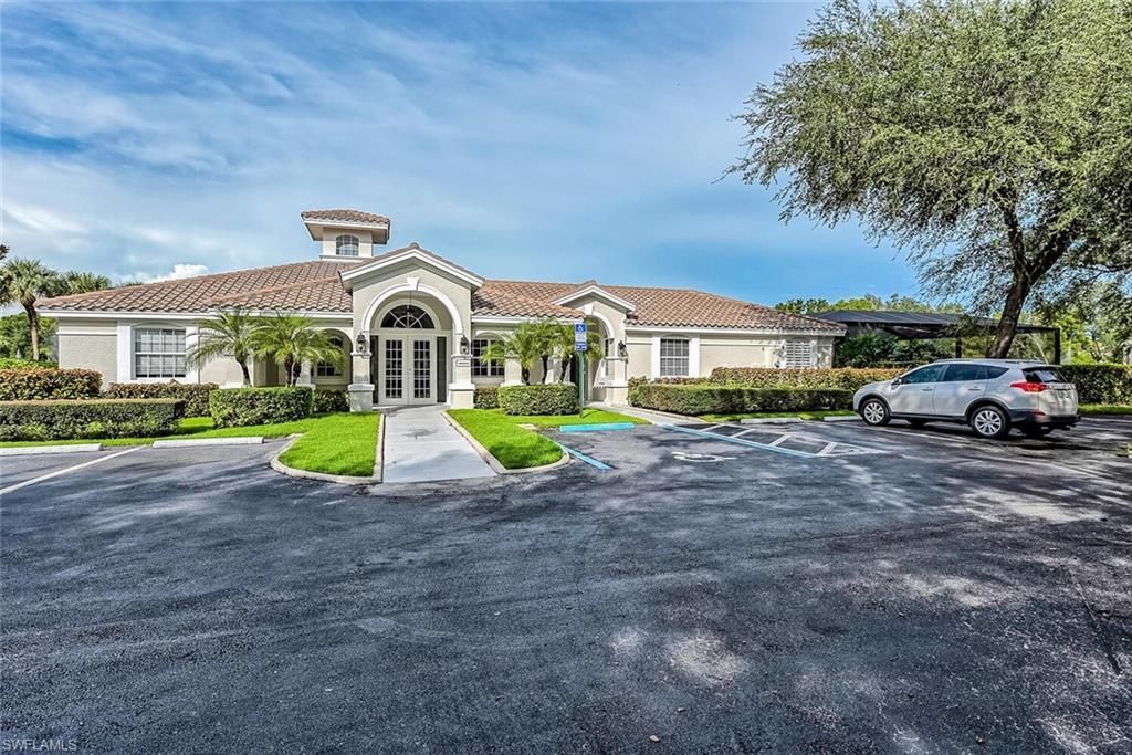 6910 Satinleaf Rd N, Unit 101, Naples, FL 34109 Photo