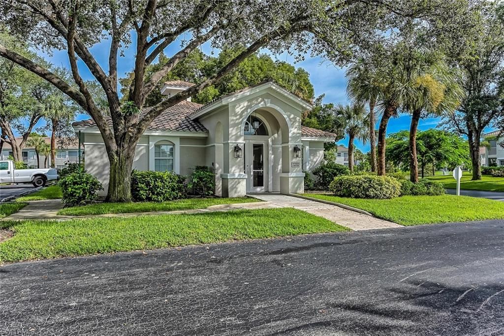 6910 Satinleaf Rd N, Unit 101, Naples, FL 34109 Photo