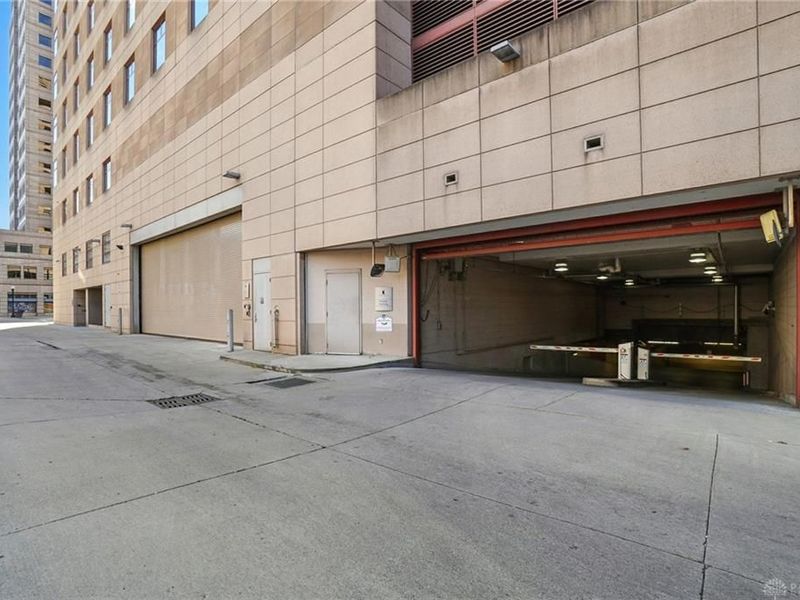 109 N Main Street, Unit 1401, Dayton, OH 45402 Photo 46