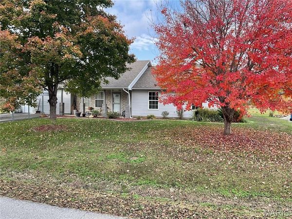 1880 Mary Street, Scott City, MO 63780