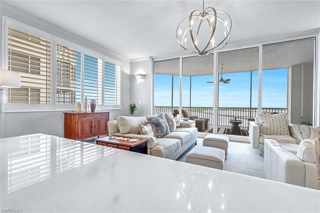 2090 W First St, Unit E2105, Fort Myers, FL 33901 Photo