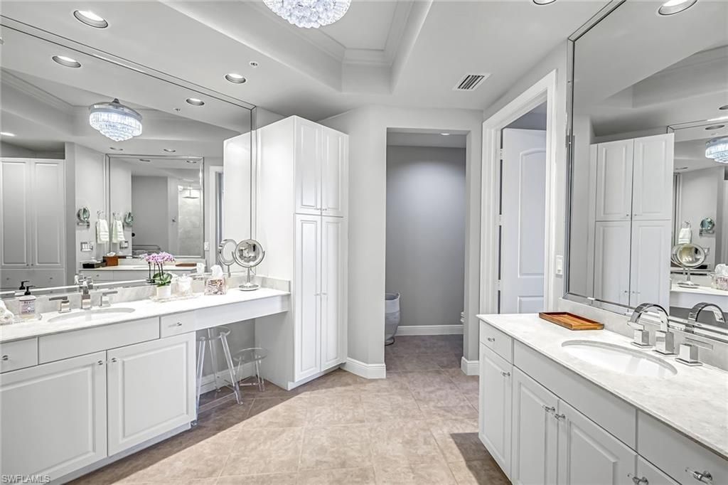 2090 W First St, Unit E2105, Fort Myers, FL 33901 Photo