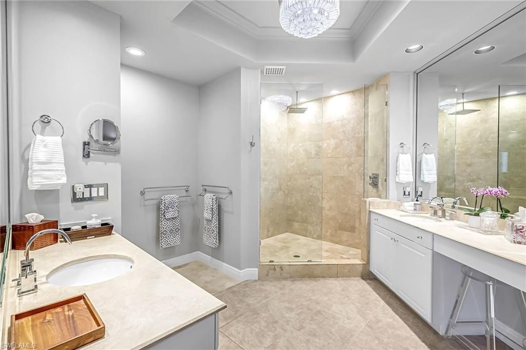 2090 W First St, Unit E2105, Fort Myers, FL 33901 Photo