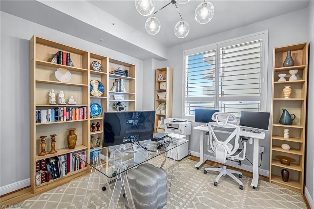 2090 W First St, Unit E2105, Fort Myers, FL 33901 Photo