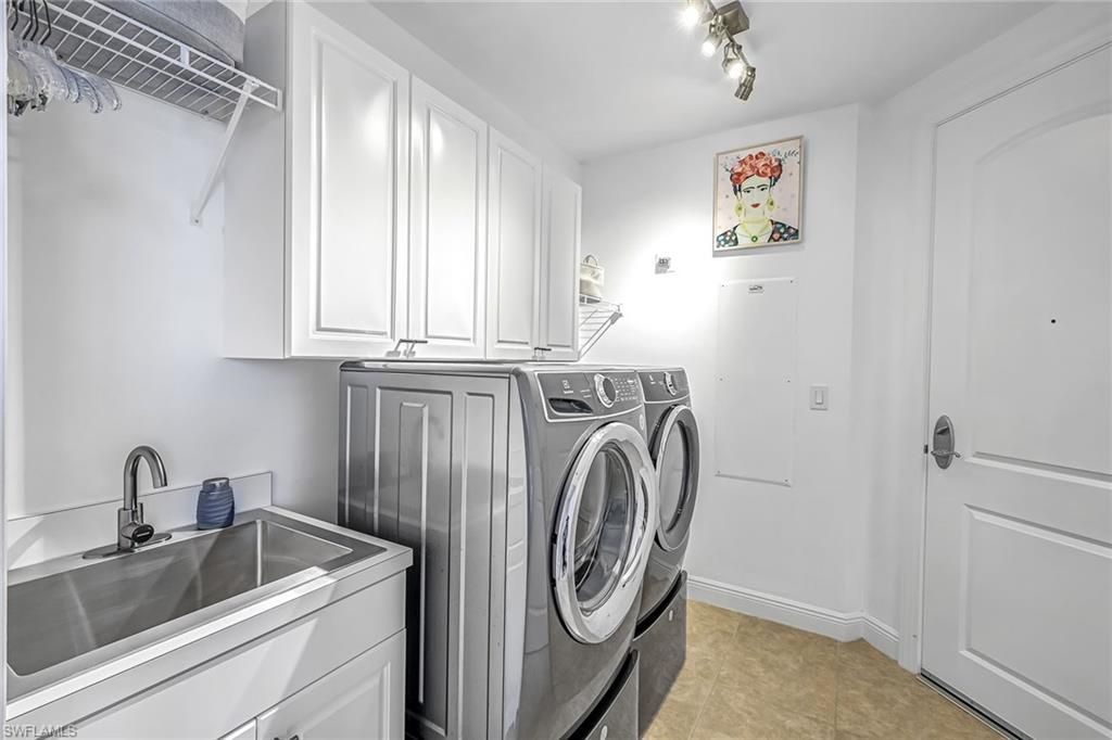 2090 W First St, Unit E2105, Fort Myers, FL 33901 Photo