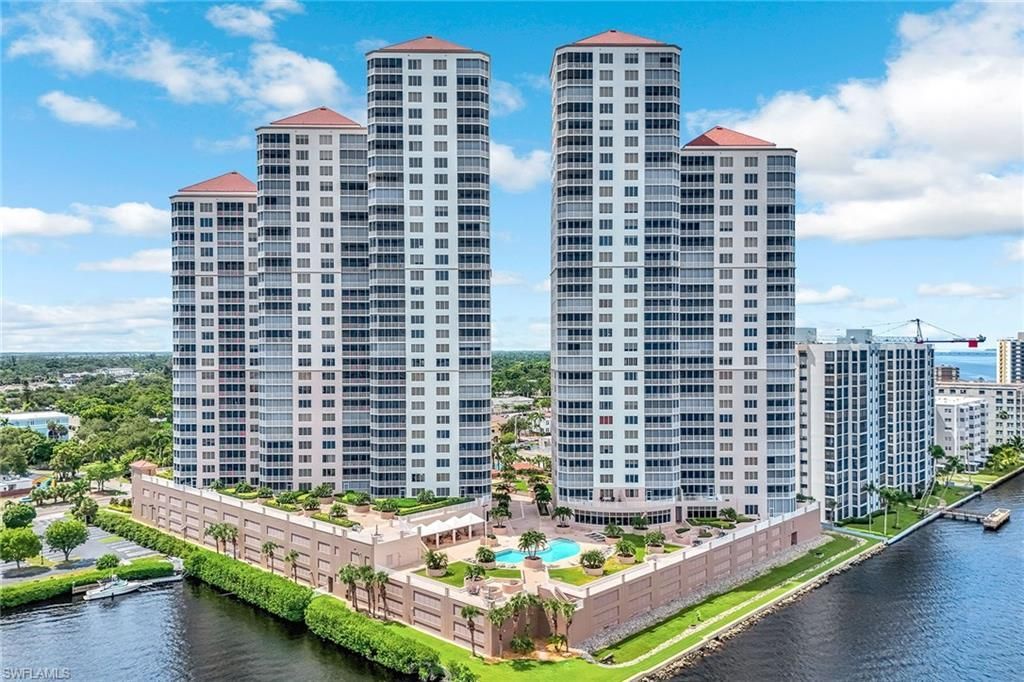 2090 W First St, Unit E2105, Fort Myers, FL 33901 Photo