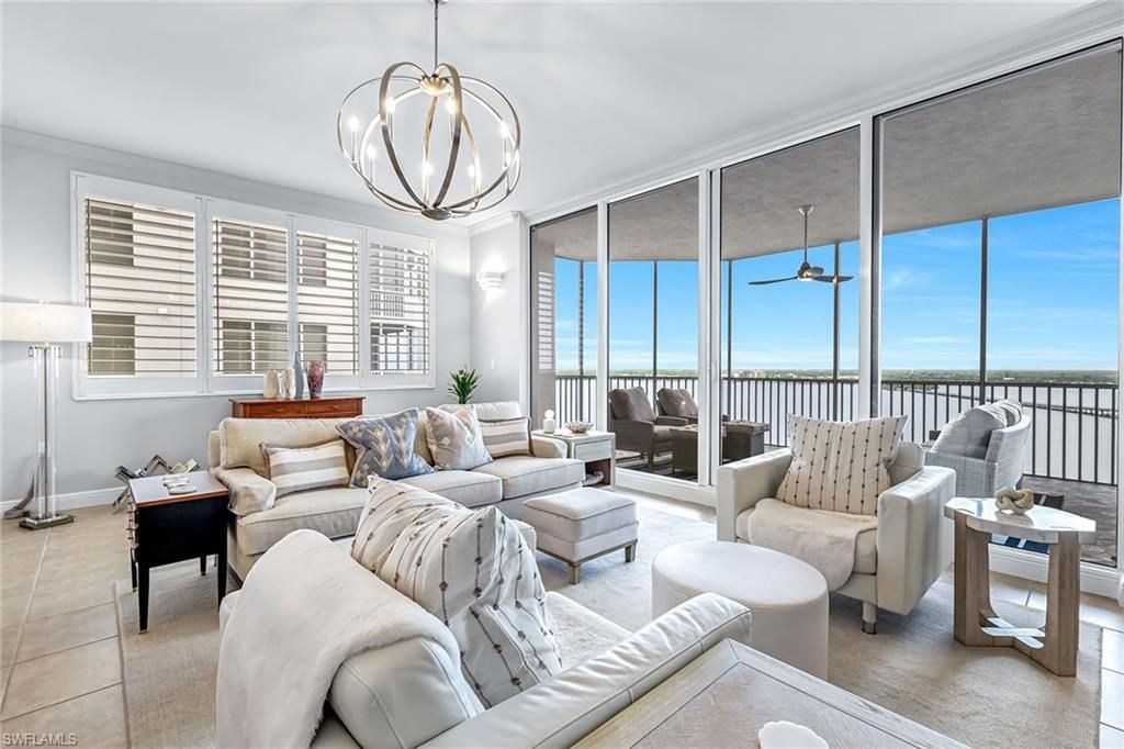 2090 W First St, Unit E2105, Fort Myers, FL 33901 Photo