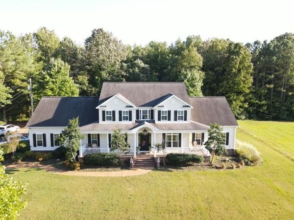 105 Morgan St., Ripley, MS 38663