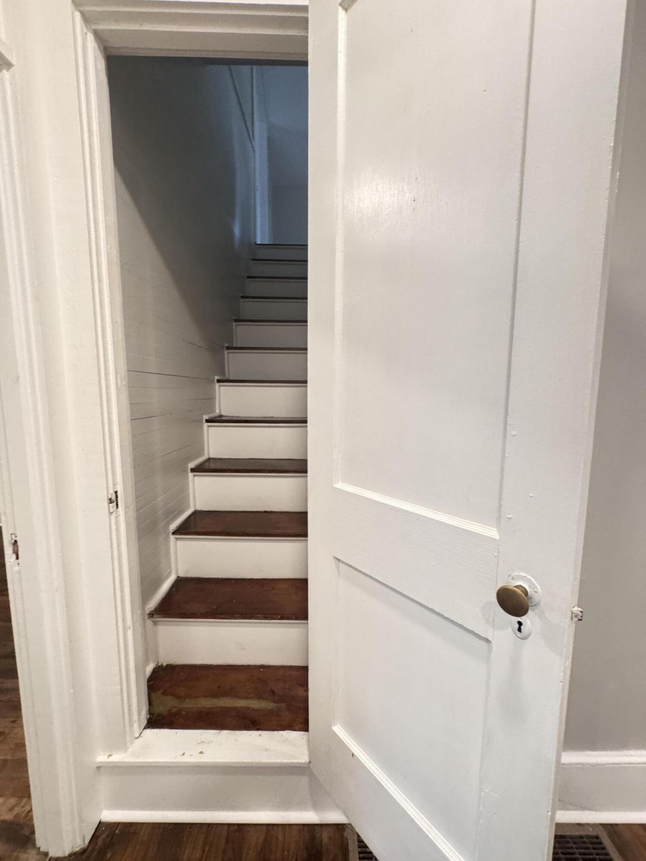 303 Warren Street Photo 123