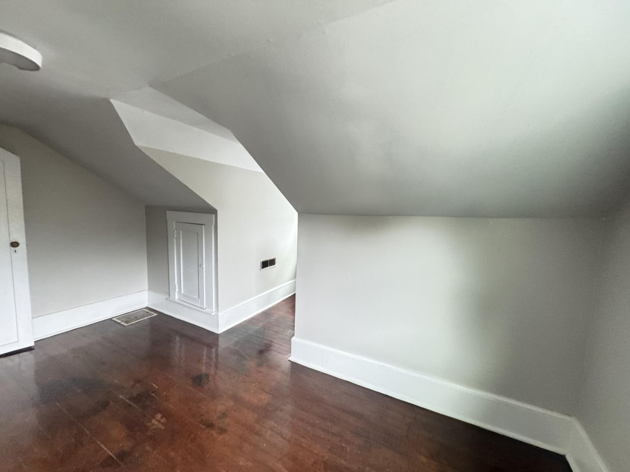 303 Warren Street Photo 136