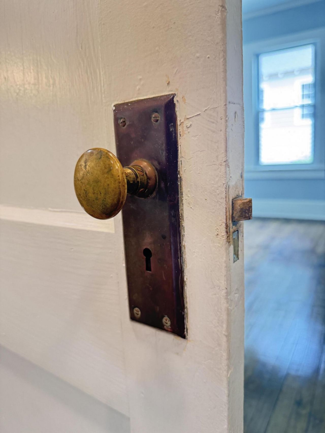 303 Warren Street Photo 24