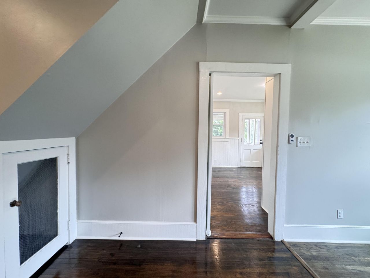 303 Warren Street Photo 29