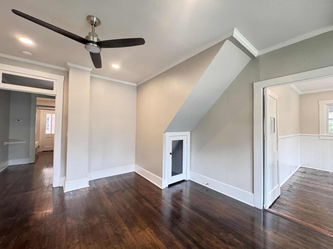 303 Warren Street Photo 33