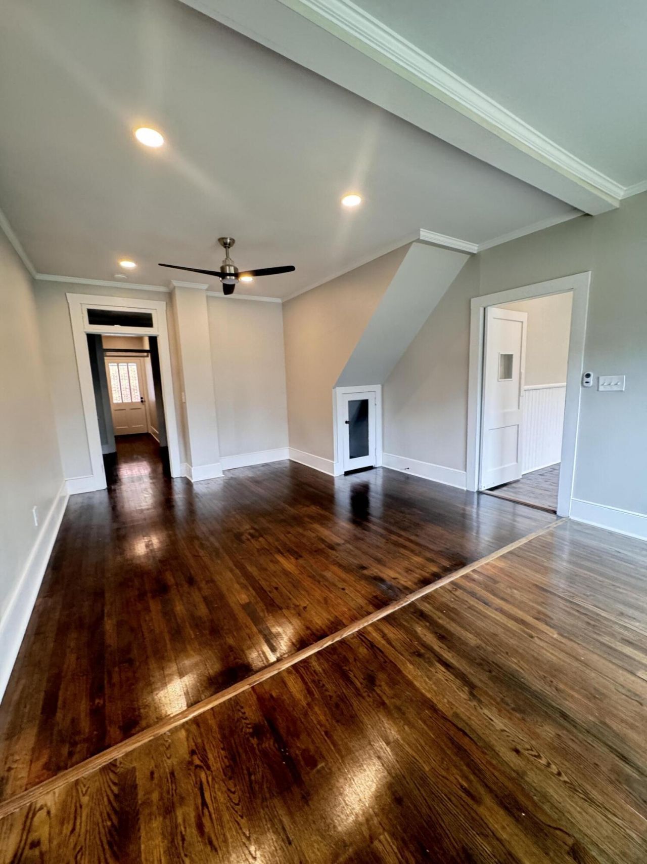 303 Warren Street Photo 35